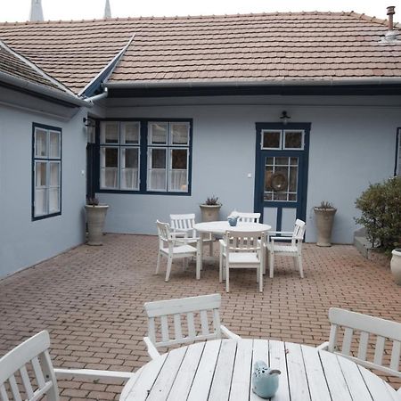 Ister Guesthouse Естерґом Екстер'єр фото