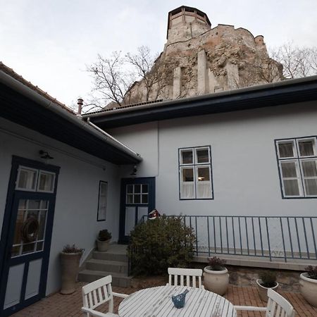 Ister Guesthouse Естерґом Екстер'єр фото