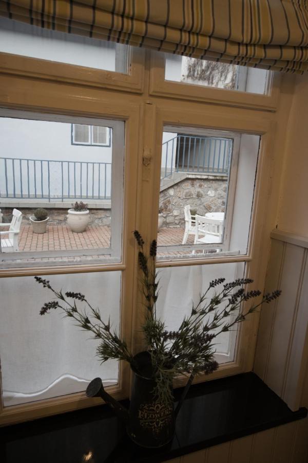Ister Guesthouse Естерґом Екстер'єр фото