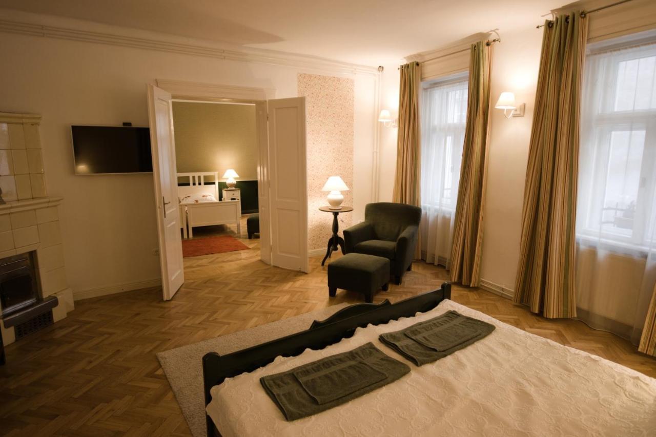 Ister Guesthouse Естерґом Екстер'єр фото