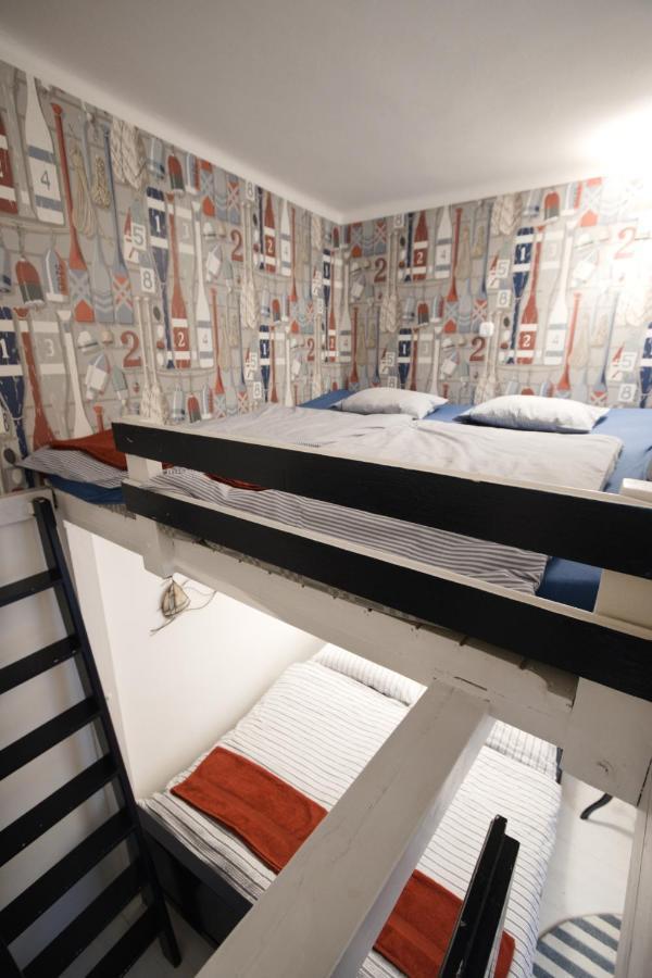 Ister Guesthouse Естерґом Екстер'єр фото